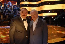 Бахрам Багирзаде принял участие в новом проекте Первого канала "Универсальный артист" (фото)