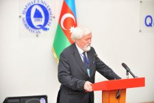 В Баку открылся VII Международный симпозиум по тюркской культуре, искусству и охране культурного наследия (фото)