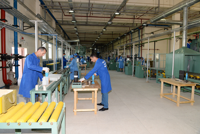 Президент Азербайджана принял участие в открытии центра утилизации боеприпасов на заводе "Араз" (ФОТО)