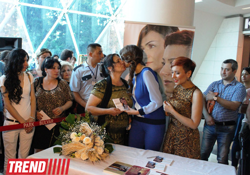 Ганира Пашаева и Тунзаля Агаева представили альбом и провели автограф-сессию (фото)