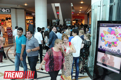 Ганира Пашаева и Тунзаля Агаева представили альбом и провели автограф-сессию (фото)