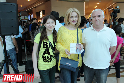 Ганира Пашаева и Тунзаля Агаева представили альбом и провели автограф-сессию (фото)