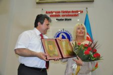 Баку стал бесподобно красивым городом - Ажда Пеккан (фотосессия)