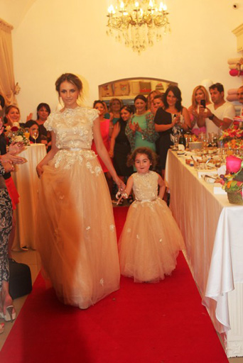 В Баку состоялся вечер моды - Рухи Алиева выбрана "Иконой стиля" (фото)