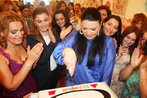 В Баку состоялся вечер моды - Рухи Алиева выбрана "Иконой стиля" (фото)