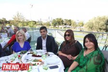 Ажда Пеккан удостоена в Баку  награды "За многолетнюю творческую деятельность, развитие культуры и благотворительность" (фото)