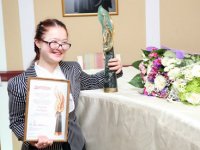 Азербайджанская художница с синдромом Дауна стала победительницей фестиваля в Москве (фото)