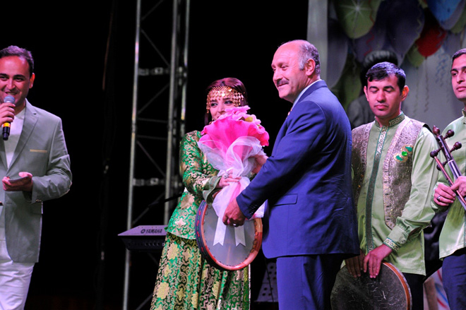 На фестивале "Деде Горгуд" открылись Дни культуры Азербайджана (фото)