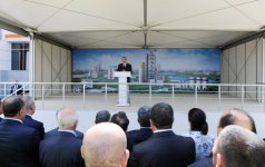 Президент Ильхам Алиев: Предпринимательство в Азербайджане стремительно развивается (ФОТО)