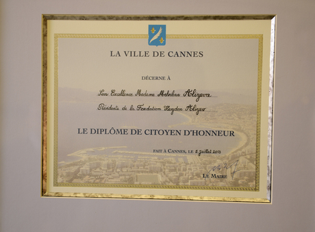Первой леди Азербайджана Мехрибан Алиевой вручен диплом почетного гражданина города Канны (ФОТО)