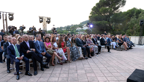 Первой леди Азербайджана Мехрибан Алиевой вручен диплом почетного гражданина города Канны (ФОТО)