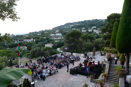 Первой леди Азербайджана Мехрибан Алиевой вручен диплом почетного гражданина города Канны (ФОТО)