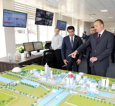 Президент Ильхам Алиев: Предпринимательство в Азербайджане стремительно развивается (ФОТО)