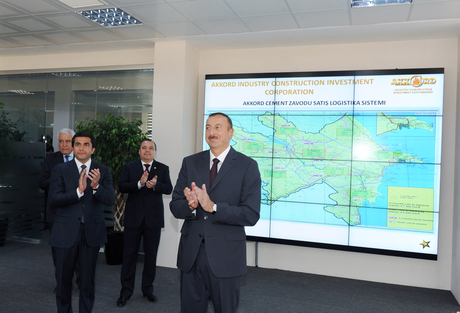 Президент Ильхам Алиев: Предпринимательство в Азербайджане стремительно развивается (ФОТО)