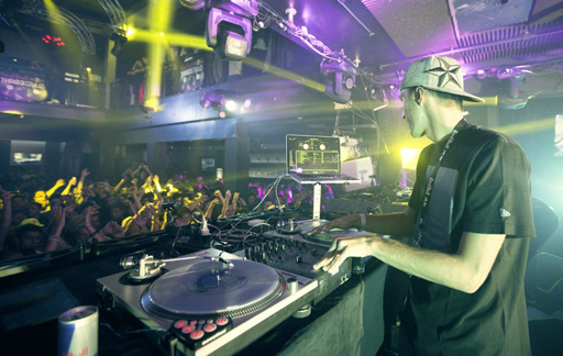 В Азербайджане определился победитель по диджеингу, который выступит на чемпионате мира в Канаде (фото)