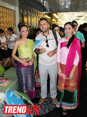 Очарование Таиланда в Баку – украшения, зонтики, маски... (фотосессия)