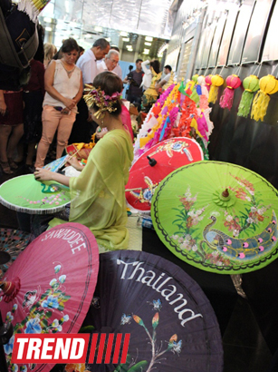 Очарование Таиланда в Баку – украшения, зонтики, маски... (фотосессия)