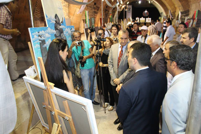 Мехсети Ибрагимова представила Азербайджан на пленэре художников тюркского мира (фото)