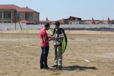 Полет на параплане на побережье Каспийского моря в Баку (фотосессия)