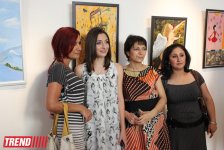 В Баку открылась выставка Наргиз Бабаевой "Вдохновение": "На холсте можно остановить время" (фотосессия)