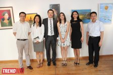 В Баку открылась выставка Наргиз Бабаевой "Вдохновение": "На холсте можно остановить время" (фотосессия)