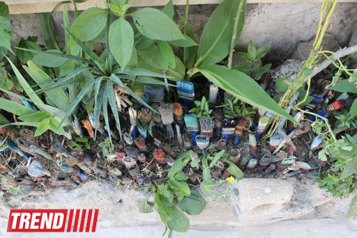 Уникальный фасад дома Али Шамси в Ичери Шехер: "Моей первой кистью был гвоздь" (фото)