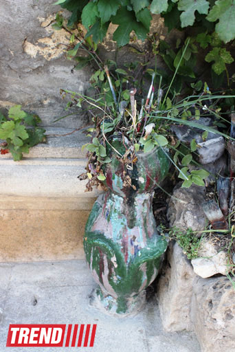 Уникальный фасад дома Али Шамси в Ичери Шехер: "Моей первой кистью был гвоздь" (фото)