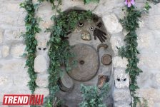 Уникальный фасад дома Али Шамси в Ичери Шехер: "Моей первой кистью был гвоздь" (фото)