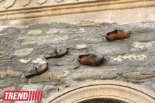 Уникальный фасад дома Али Шамси в Ичери Шехер: "Моей первой кистью был гвоздь" (фото)