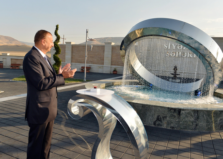 Состоялась церемония сдачи в эксплуатацию водопроводной линии и канализационной сети в городе Сиязань (ФОТО)