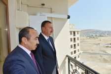 Президент Азербайджана принял участие в церемонии распределения квартир в построенном для журналистов здании (ФОТО)
