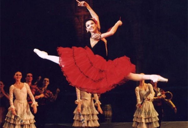 Известная балерина из Баку выступила в Национальной картинной галерее в Вашингтоне