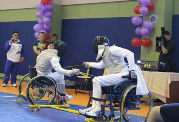 Азербайджанские паралимпийцы примут участие на чемпионате мира по фехтованию в Венгрии (фото)