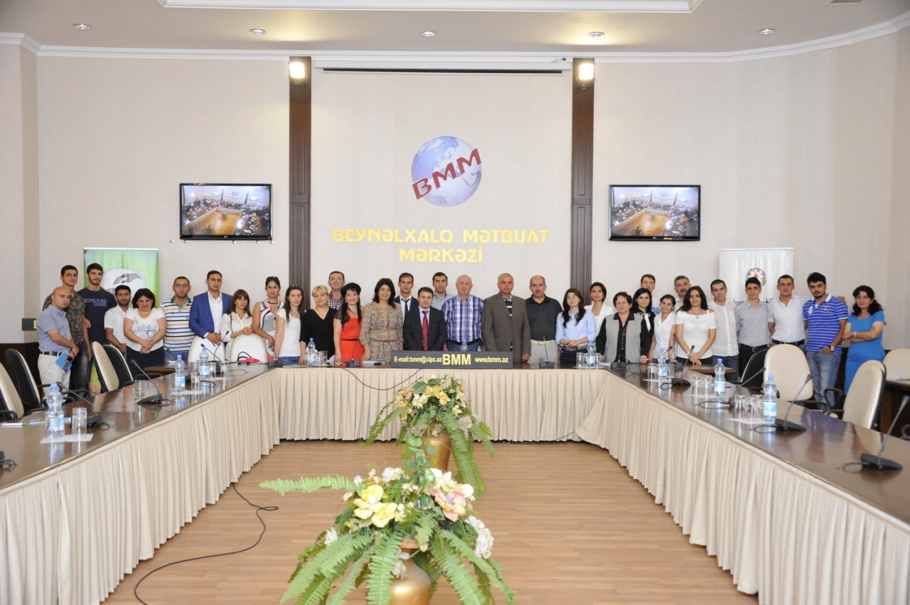 Подведены итоги проекта, посвященного охране и пропаганде исторических и культурных памятников в Азербайджане (фото)