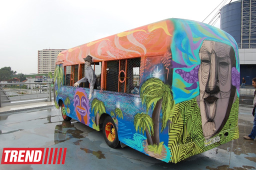 Пространство Современного Искусства YARAT! представило проект "Save the Earth" (фото)