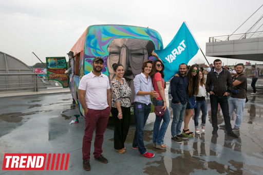 Пространство Современного Искусства YARAT! представило проект "Save the Earth" (фото)