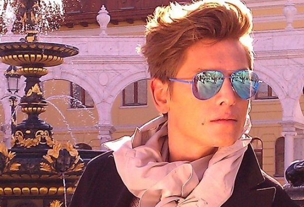 Известный стилист из Баку готовится к съемкам в комедии