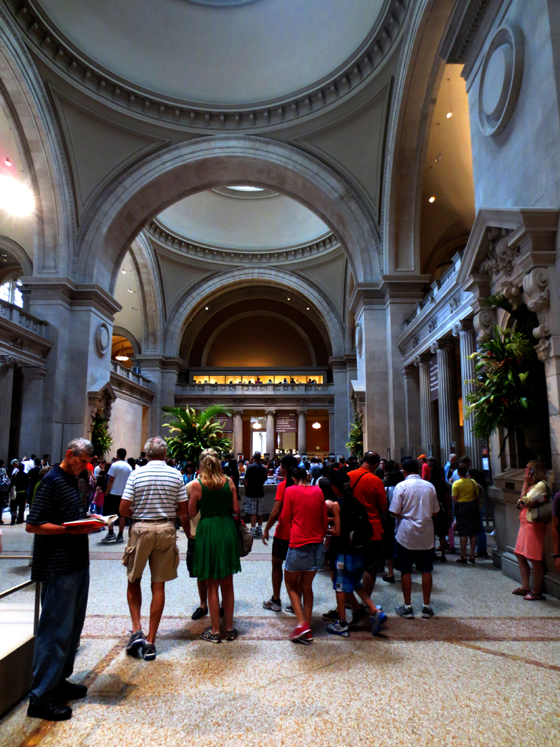 Художник Исмаил Мамедов получил благодарственное письмо от библиотеки музея Metropolitan (фото)