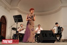 В Баку состоялся фантастический вечер Тунзали Агаевой  - овации, цветы (фото)
