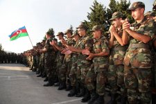 Роза Зяргярли выступила с концертной программой в прифронтовой зоне (фото)