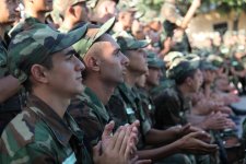 Роза Зяргярли выступила с концертной программой в прифронтовой зоне (фото)