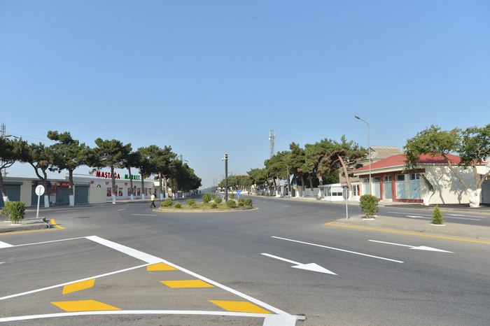 Ильхам Алиев ознакомился с работами по основательной реконструкции части дороги Сабунчу-Забрат-Маштага-Бузовна (ФОТО)