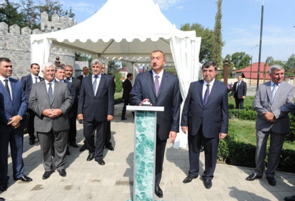 Президент Азербайджана принял участие в церемонии подачи питьевой воды в Исмаиллы (ФОТО)