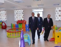 Ильхам Алиев принял участие в открытии в Огузе яслей-детского сада  (ФОТО)
