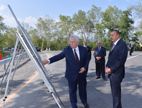 Президент Азербайджана принял участие в открытии автодороги Ашагы Кунгут-Айдынбулаг в Шеки (ФОТО)