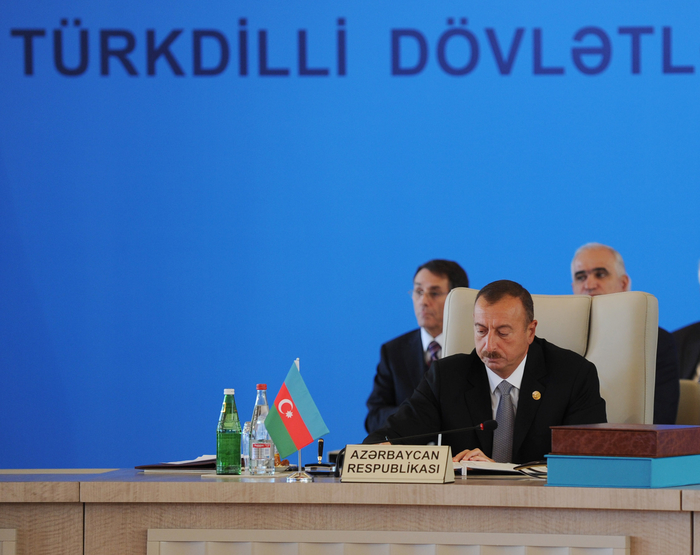 Президент Азербайджана предложил провести совместную выставку турпотенциала тюркоязычных стран (версия 2) (ФОТО)