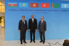 Президент Азербайджана предложил провести совместную выставку турпотенциала тюркоязычных стран (версия 2) (ФОТО)