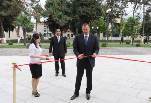 Президент Азербайджана принял участие в открытии Балакенского районного центра культуры (ФОТО)