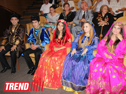 В Азербайджане проходит IV телевизионный конкурс мугама – почтена память Хана Шушинского (ФОТО)