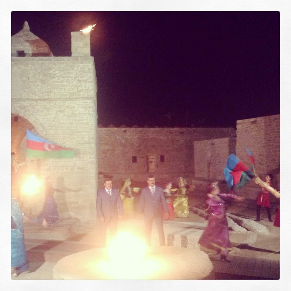 Исполнители мейханы "Давай, до свидания!" реализовали патриотический проект (фото)